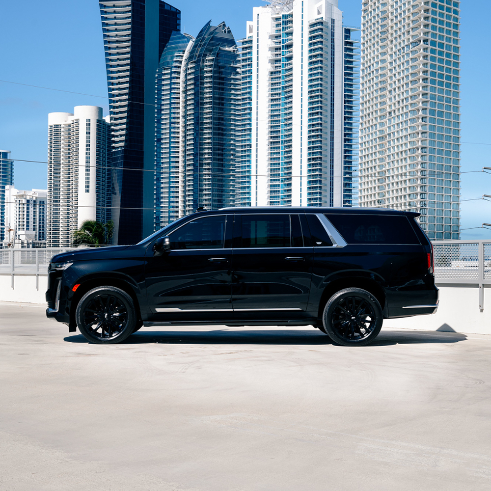 Cadillac Escalade ESV - Image 4